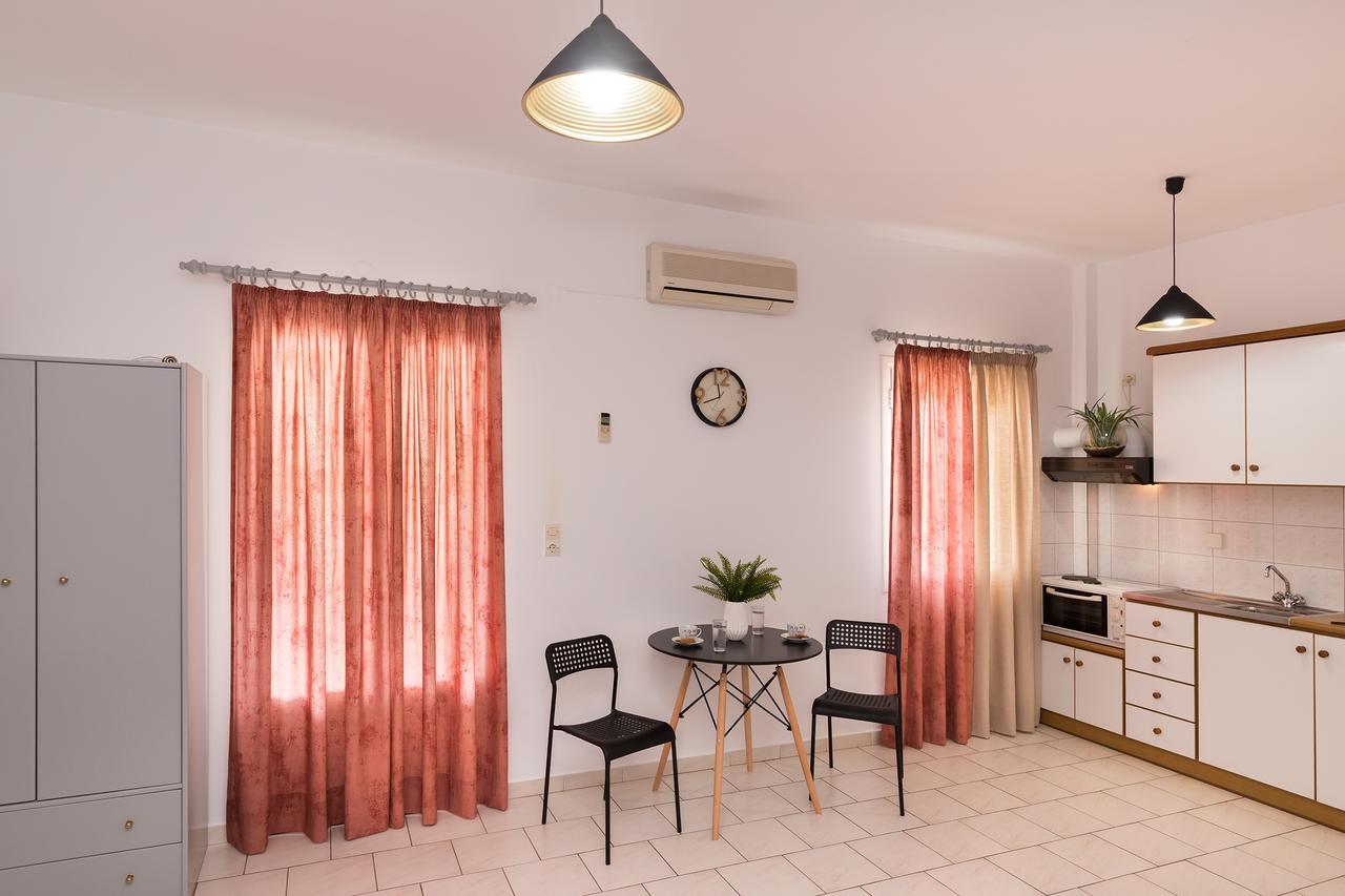 Letta'S Apartments ファイニカス エクステリア 写真